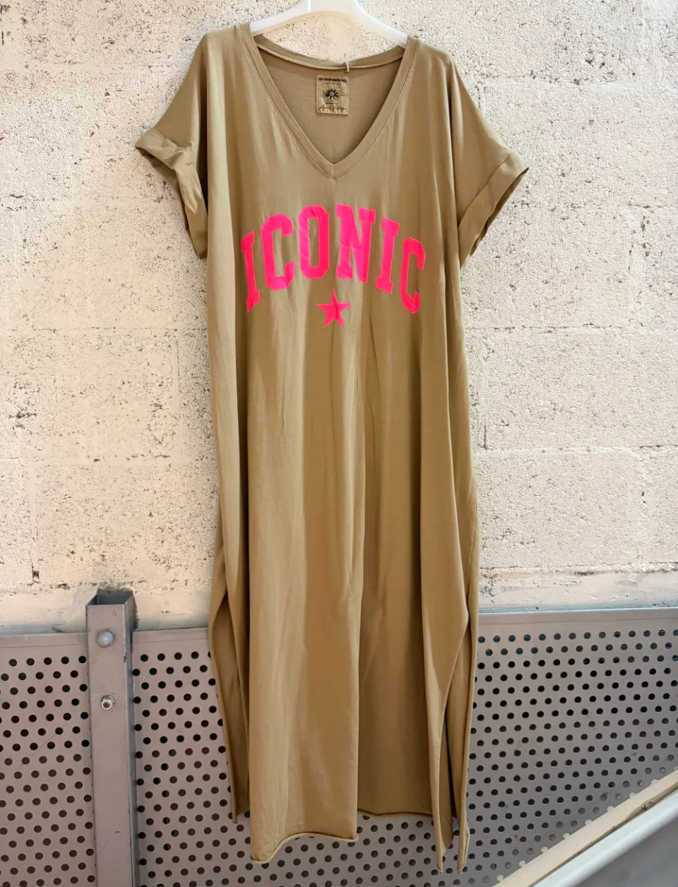 Robe iconic